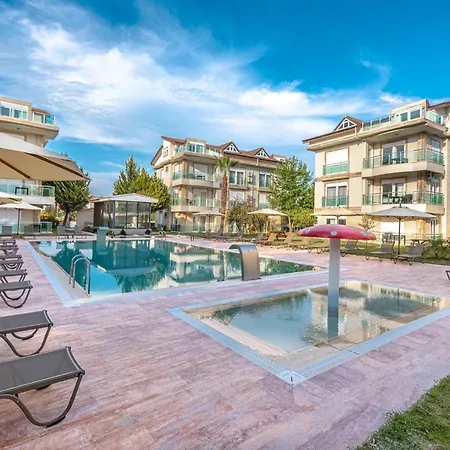 Deluxe Lägenhetshotell Belek