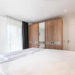 Deluxe Lägenhetshotell *
